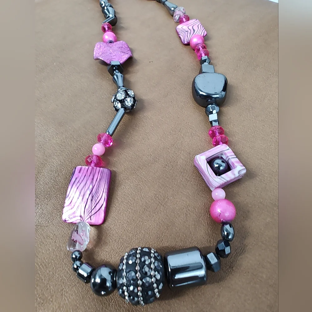 Handmade Chic Bright Pink and Hematite Beaded Necklace 32